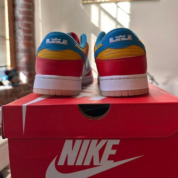 Nike Low Dunk Low QS LeBron James Fruity Pebbles - Picture 6 of 8